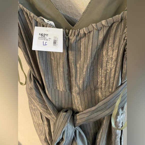 Saints + Secrets jumpsuit NWT - Picture 4 of 11